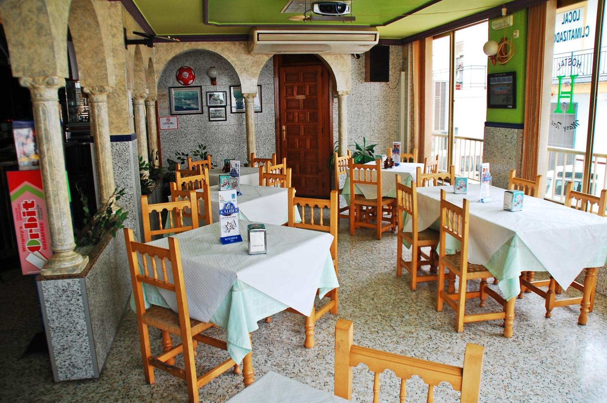 Hostal Mary Tere Salobreña Exteriör bild